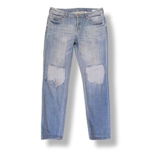 💠H&M Destructed Boyfriend Jeans Low Waist Tapered Leg Button Fly Denim